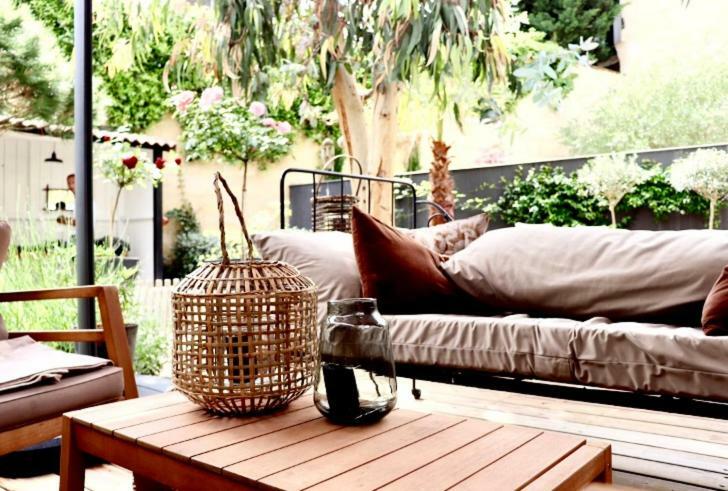 Aux Terrasses Bed & Breakfast บอร์โด ภายนอก รูปภาพ